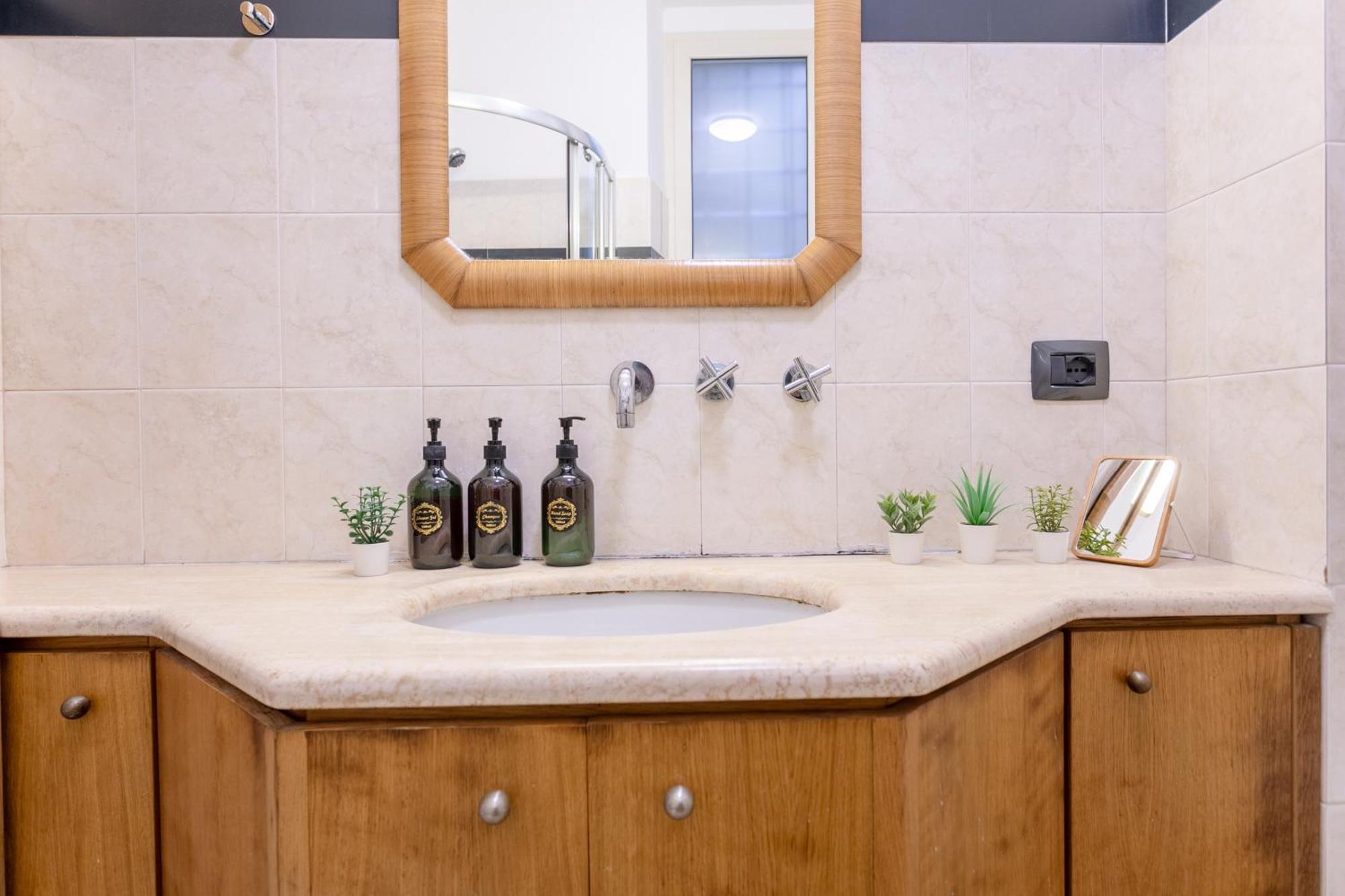 Holiday Homes Rome - Green Apartment S Camillo - Near Trastevere エクステリア 写真