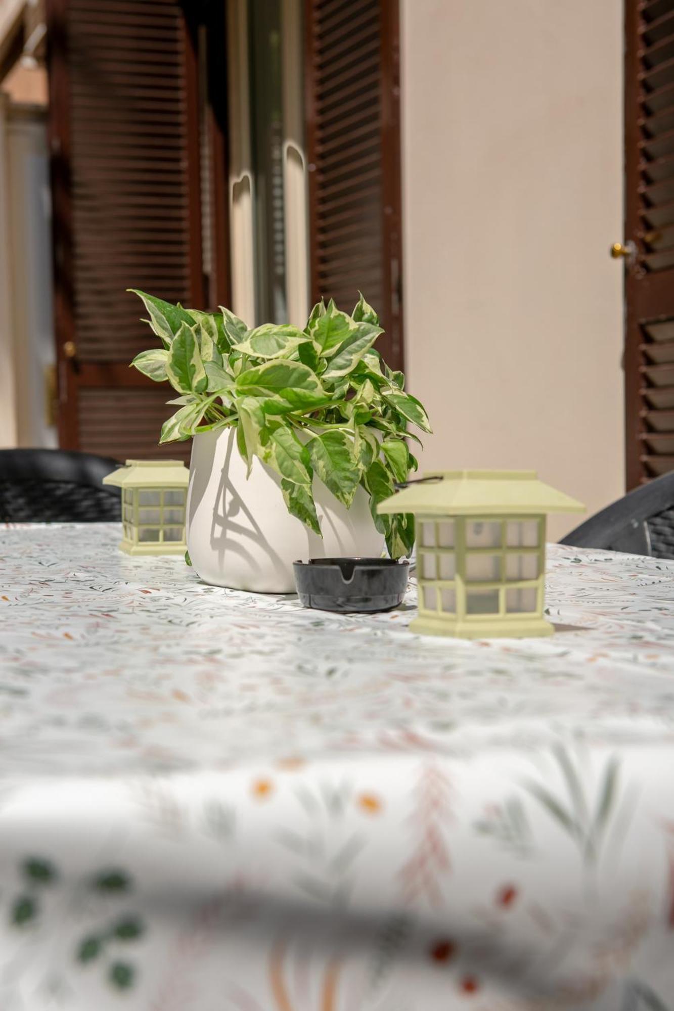 Holiday Homes Rome - Green Apartment S Camillo - Near Trastevere エクステリア 写真